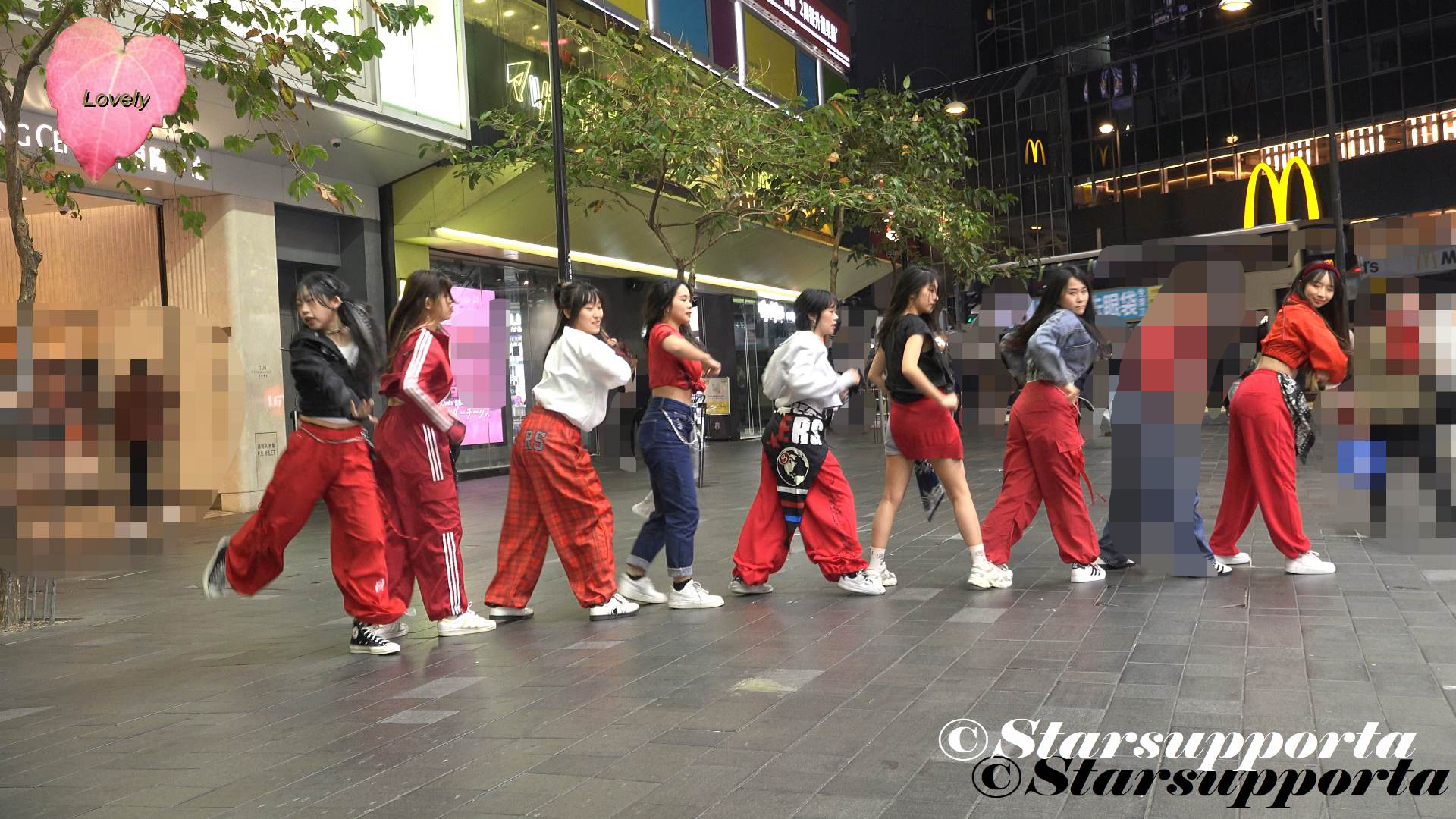 20260121 KPOP dance @ 香港銅鑼灣H&M對出